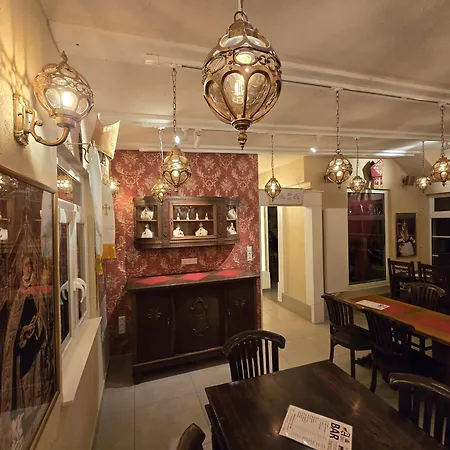 ホテル Ostsee-rittergut-ruegen - Binzhotel & Ordenskapelle ビンツ